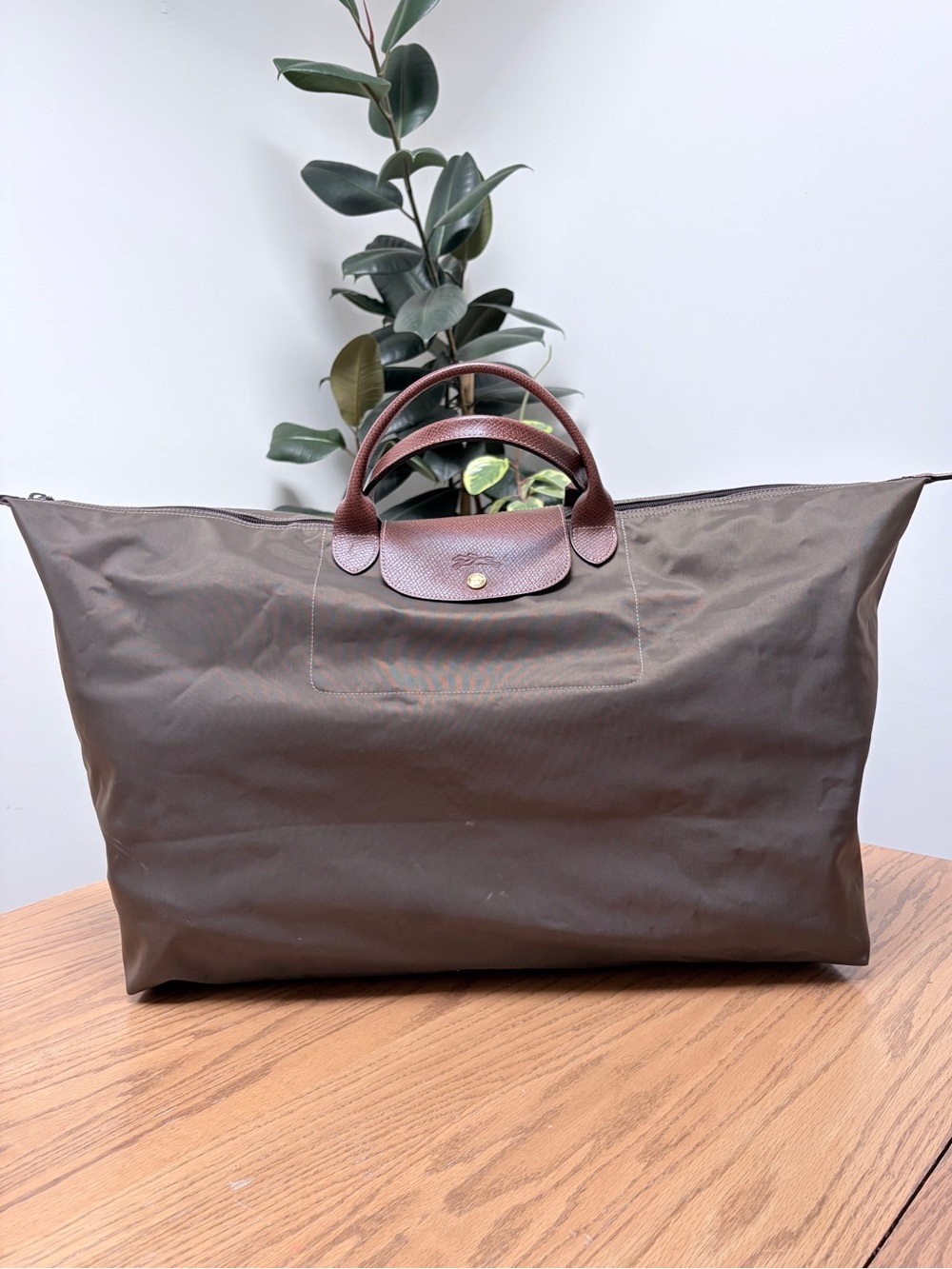 Longchamp Olive Green Travel Weekender Duffel Bag with Leather Handles